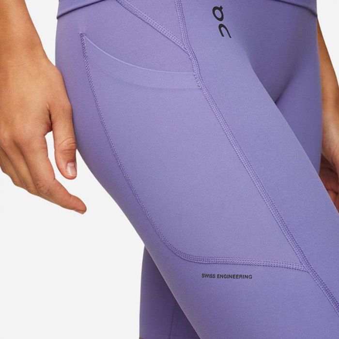 MOVEMENT TIGHTS SHORT - بنطلون ضيق | ON RUNNING - اون رانين MOVEMENT TIGHTS SHORT - بنطلون ضيق | ON RUNNING - اون رانين