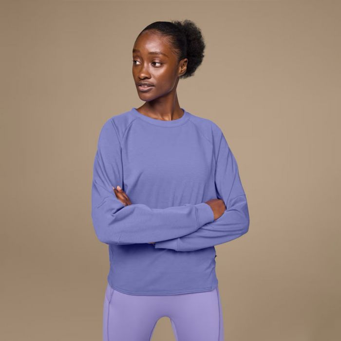MOVEMENT CREW - بلوزة قطنية رياضية | ON RUNNING - اون رانين MOVEMENT CREW - بلوزة قطنية رياضية | ON RUNNING - اون رانين