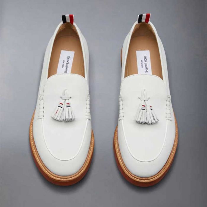 TASSEL LOAFER - أحذية رجالية | THOM BROWNE - توم براون TASSEL LOAFER - أحذية رجالية | THOM BROWNE - توم براون