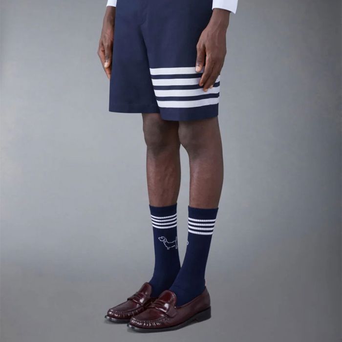 DOUBLE WELT POCKET SHORT - شورتات | THOM BROWNE - توم براون DOUBLE WELT POCKET SHORT - شورتات | THOM BROWNE - توم براون