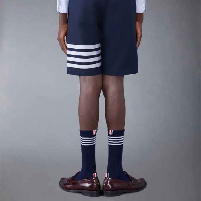DOUBLE WELT POCKET SHORT - شورتات | THOM BROWNE - توم براون DOUBLE WELT POCKET SHORT - شورتات | THOM BROWNE - توم براون