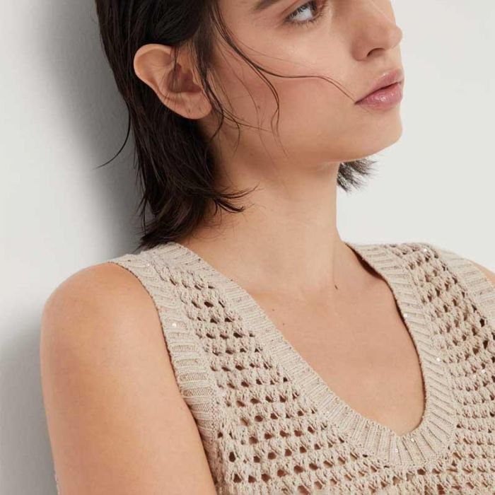 KNITTED VEST - صديري | BRUNELLO CUCINELLI - برونيلو كوتشينيلي KNITTED VEST - صديري | BRUNELLO CUCINELLI - برونيلو كوتشينيلي