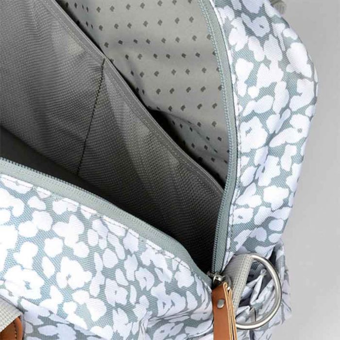 GENEVA II CHANGING BAG CHERRY BLOSSOM - إكسسوارات | BEABA - بيابا GENEVA II CHANGING BAG CHERRY BLOSSOM - إكسسوارات | BEABA - بيابا