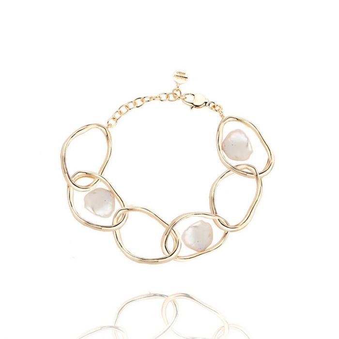 14KT GOLD PLATED W KESHI COIN PEARLS - أساور | ATELIER MON - أتيلير مون