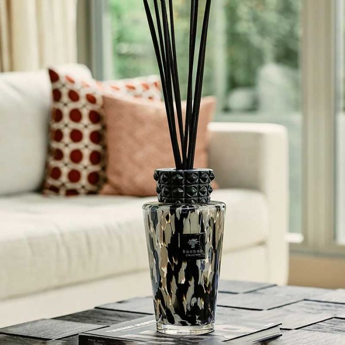 TOTEM 5L BLACK PEARLS LUXURY BOTTLE DIFFUSER - كتاب | BAOBAB COLLECTION - مجموعة باوباب TOTEM 5L BLACK PEARLS LUXURY BOTTLE DIFFUSER - كتاب | BAOBAB COLLECTION - مجموعة باوباب