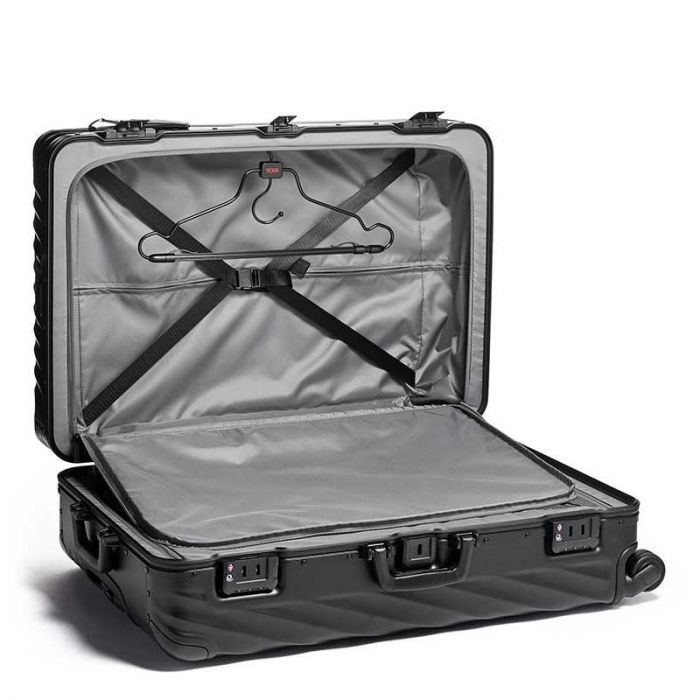 19 DEGREE ALUMINUM EXTENDED TRIP P C MATTE BLACK OS | TUMI - تومي 19 DEGREE ALUMINUM EXTENDED TRIP P C MATTE BLACK OS | TUMI - تومي