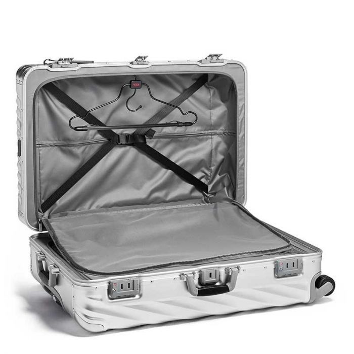 19 DEGREE ALUMINUM EXTENDED TRIP P C SILVER OS | TUMI - تومي 19 DEGREE ALUMINUM EXTENDED TRIP P C SILVER OS | TUMI - تومي