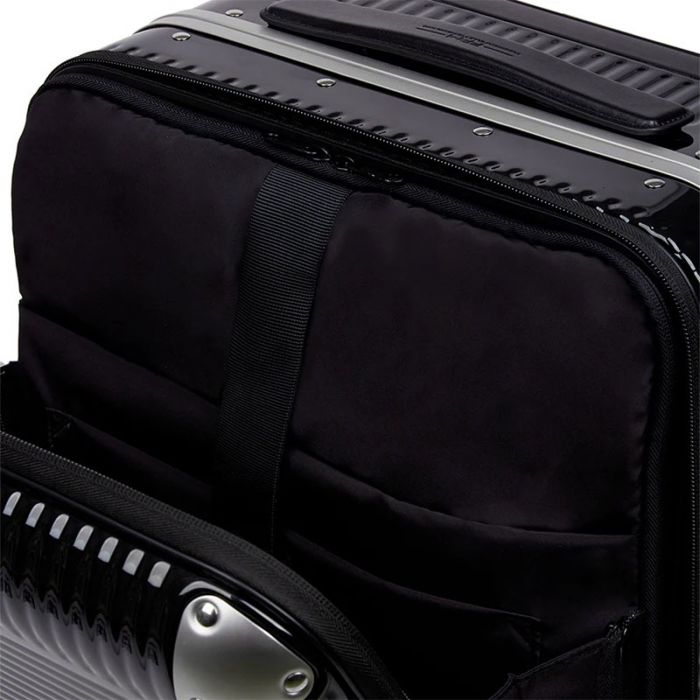 BANK LIGHT SPINNER 53 CM FRONT POCKET POLYCARBONATE : FABBRICA PELLETTERIE MILANO : LICORICE BLACK : OS - أمتعة زي إتش | FPM - فبريكا بيليتيري ميلانو BANK LIGHT SPINNER 53 CM FRONT POCKET POLYCARBONATE : FABBRICA PELLETTERIE MILANO : LICORICE BLACK : OS - أمتعة زي إتش | FPM - فبريكا بيليتيري ميلانو