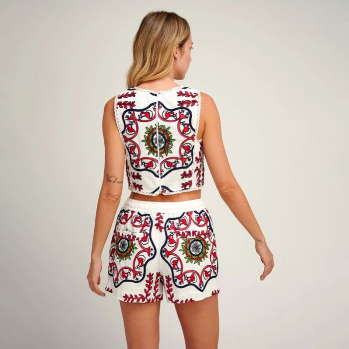 EMBROIDERED SHORTS - سروال قصير | PEARL AND CAVIAR - بيرل اند كافيار EMBROIDERED SHORTS - سروال قصير | PEARL AND CAVIAR - بيرل اند كافيار