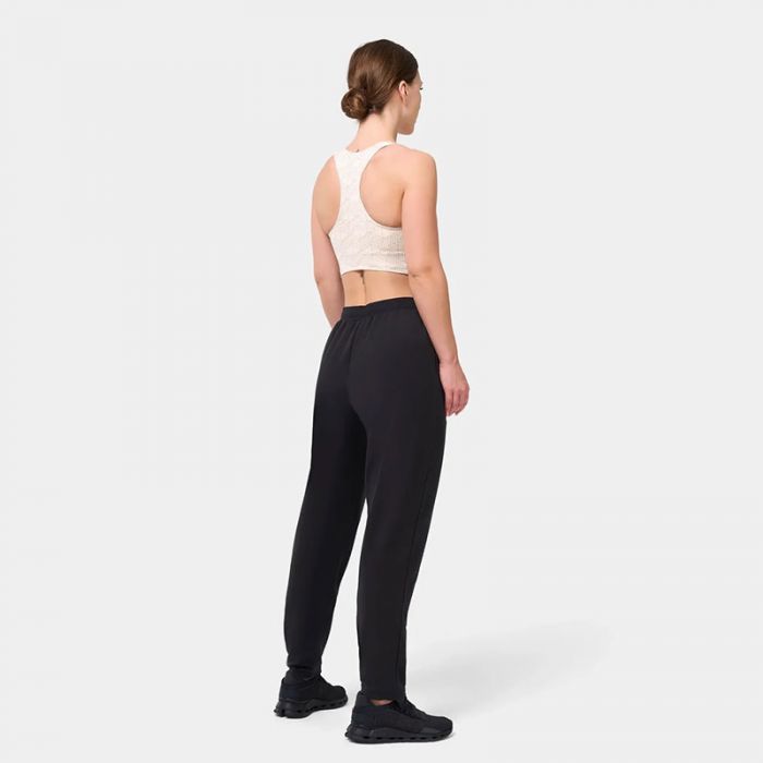 ESSENTIAL BRAMI - حمالة صدر رياضية | SQUATWOLF - سكوات ولف ESSENTIAL BRAMI - حمالة صدر رياضية | SQUATWOLF - سكوات ولف