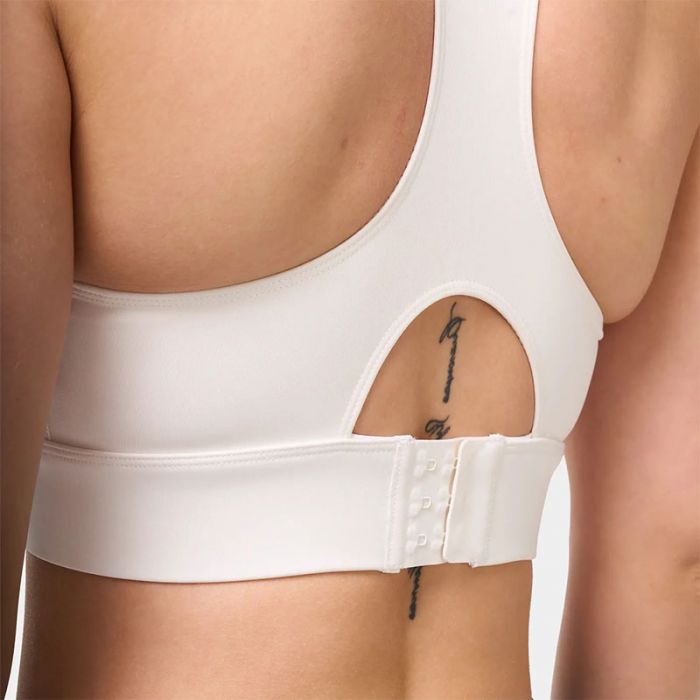 ESSENTIAL HIGH IMPACT BRA - حمالة صدر رياضية | SQUATWOLF - سكوات ولف ESSENTIAL HIGH IMPACT BRA - حمالة صدر رياضية | SQUATWOLF - سكوات ولف
