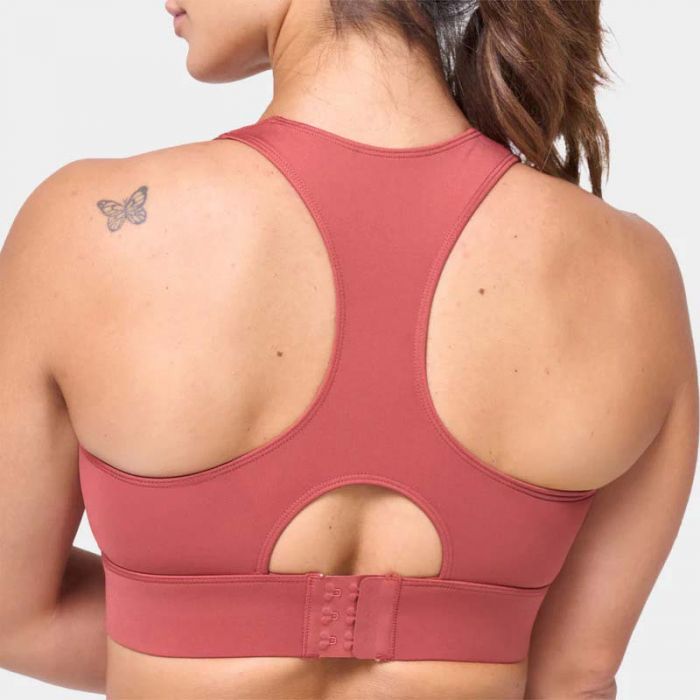 ESSENTIAL HIGH IMPACT SPORTS BRA - حمالة صدر رياضية | SQUATWOLF - سكوات ولف ESSENTIAL HIGH IMPACT SPORTS BRA - حمالة صدر رياضية | SQUATWOLF - سكوات ولف
