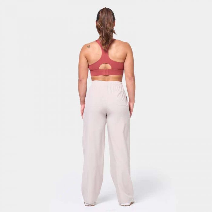 ESSENTIAL HIGH IMPACT SPORTS BRA - حمالة صدر رياضية | SQUATWOLF - سكوات ولف ESSENTIAL HIGH IMPACT SPORTS BRA - حمالة صدر رياضية | SQUATWOLF - سكوات ولف