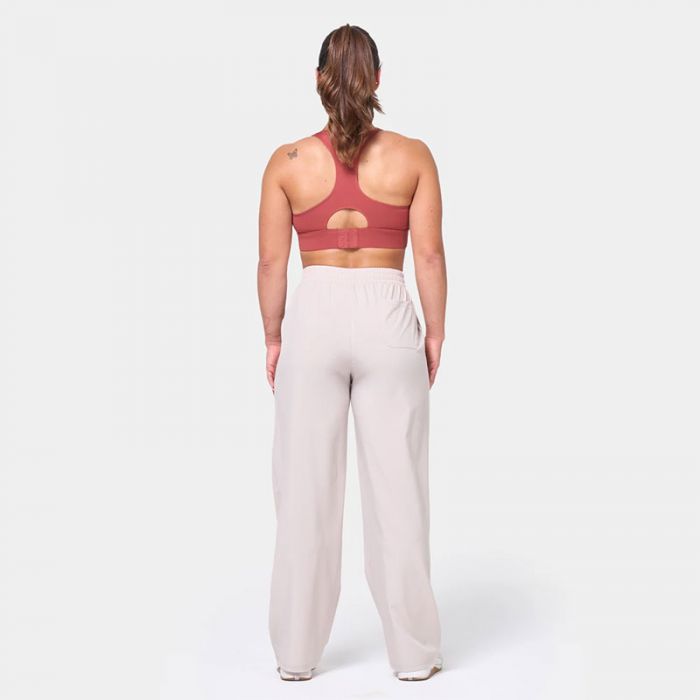 ESSENTIAL HIGH IMPACT SPORTS BRA - حمالة صدر رياضية | SQUATWOLF - سكوات ولف ESSENTIAL HIGH IMPACT SPORTS BRA - حمالة صدر رياضية | SQUATWOLF - سكوات ولف