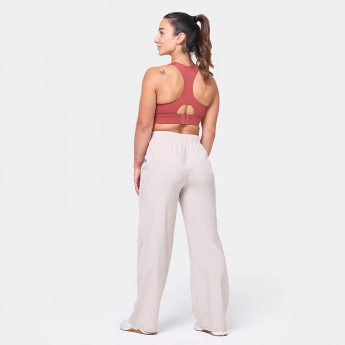 ESSENTIAL HIGH IMPACT SPORTS BRA - حمالة صدر رياضية | SQUATWOLF - سكوات ولف ESSENTIAL HIGH IMPACT SPORTS BRA - حمالة صدر رياضية | SQUATWOLF - سكوات ولف