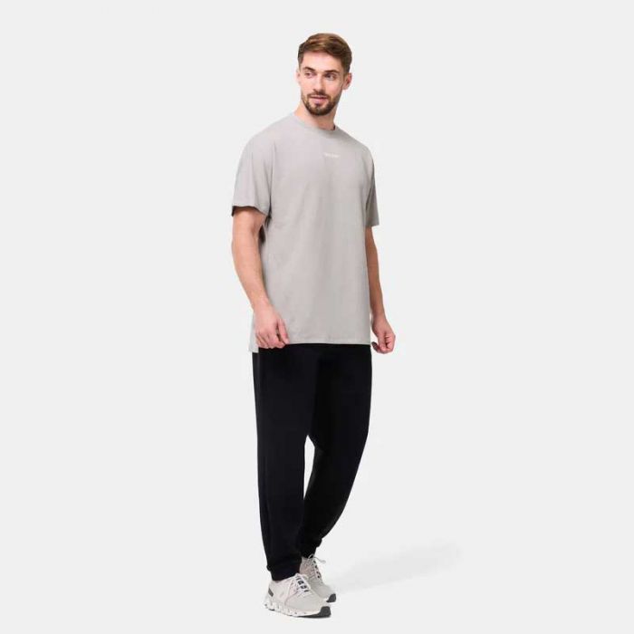 PUMP COVER TEE - توب داخلي شتوي | SQUATWOLF - سكوات ولف PUMP COVER TEE - توب داخلي شتوي | SQUATWOLF - سكوات ولف