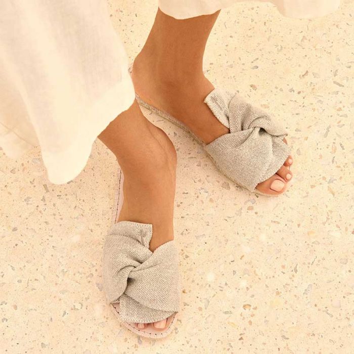 SANDALS WITH KNOT - صنادل نسائية | MANEBI - مانيبي SANDALS WITH KNOT - صنادل نسائية | MANEBI - مانيبي