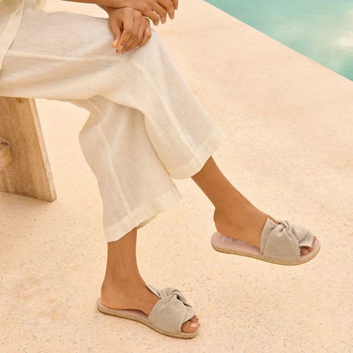 SANDALS WITH KNOT - صنادل نسائية | MANEBI - مانيبي SANDALS WITH KNOT - صنادل نسائية | MANEBI - مانيبي