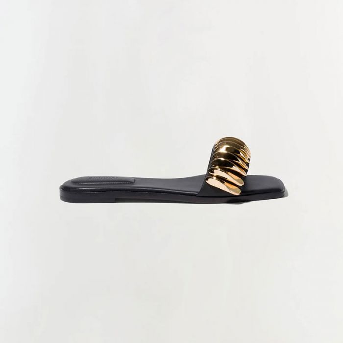 RIPPLE FLAT SANDAL - أحذية نسائية | SIMKHAI - سيمخاي RIPPLE FLAT SANDAL - أحذية نسائية | SIMKHAI - سيمخاي