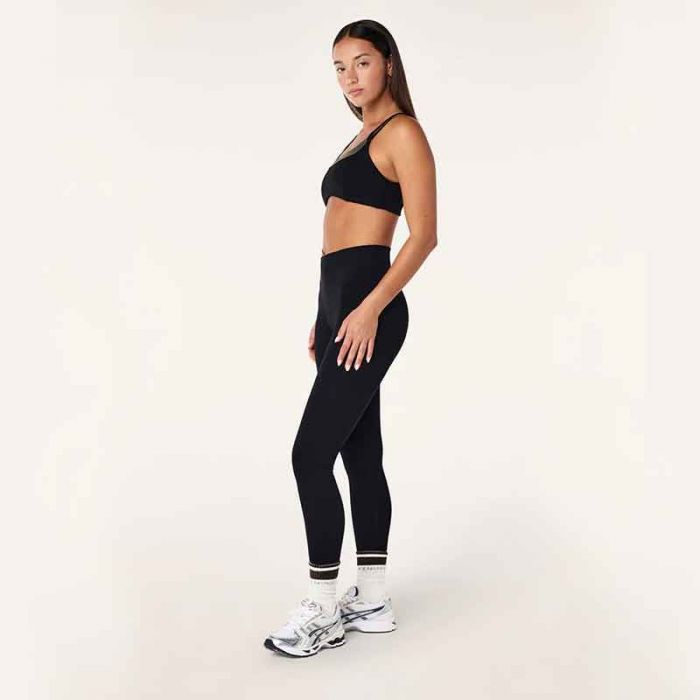 DISTORTION SPORTS BRA - بنطلون ضيق | P.E NATION - بي إي نايشن DISTORTION SPORTS BRA - بنطلون ضيق | P.E NATION - بي إي نايشن