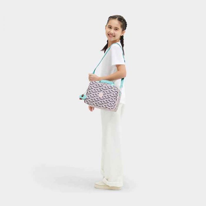 MIYO LARGE LUNCHBAG : KIPLING : GEO SHELL : OS - ديلسي حقيبة صغيرة محمولة باليد | KIPLING - كيبلينج MIYO LARGE LUNCHBAG : KIPLING : GEO SHELL : OS - ديلسي حقيبة صغيرة محمولة باليد | KIPLING - كيبلينج