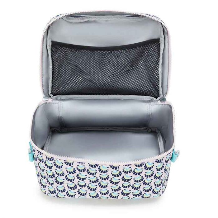 MIYO LARGE LUNCHBAG : KIPLING : GEO SHELL : OS - ديلسي حقيبة صغيرة محمولة باليد | KIPLING - كيبلينج MIYO LARGE LUNCHBAG : KIPLING : GEO SHELL : OS - ديلسي حقيبة صغيرة محمولة باليد | KIPLING - كيبلينج