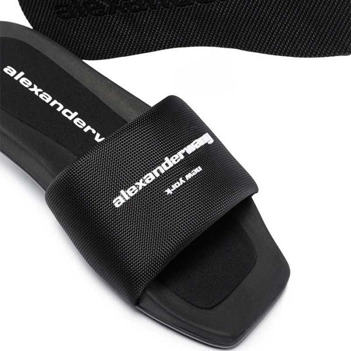 AW POOL SLIDE - أحذية نسائية | ALEXANDER WANG - الكسندر وانغ AW POOL SLIDE - أحذية نسائية | ALEXANDER WANG - الكسندر وانغ