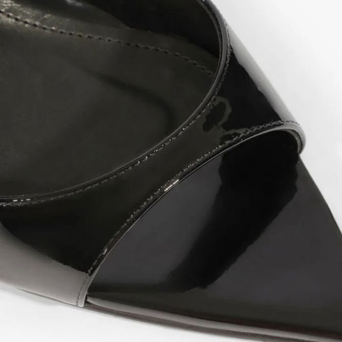 SANDALS - صنادل نسائية | SCHUTZ - شوتز SANDALS - صنادل نسائية | SCHUTZ - شوتز