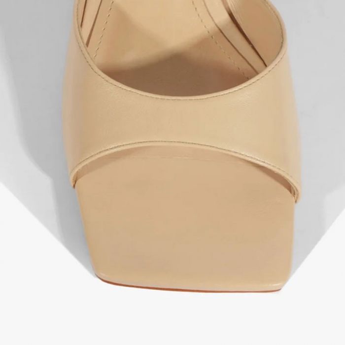 SLIP ON - صنادل نسائية | SCHUTZ - شوتز SLIP ON - صنادل نسائية | SCHUTZ - شوتز