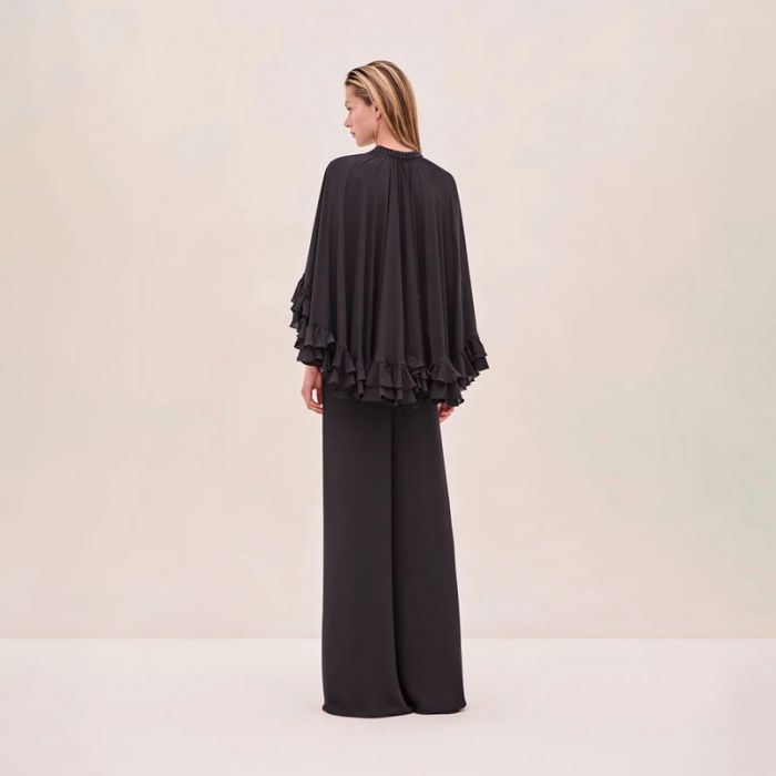 VERIO-PANT AND CORTESE TOP SET - مجموعة من الملابس | ALEXIS - أليكسيس VERIO-PANT AND CORTESE TOP SET - مجموعة من الملابس | ALEXIS - أليكسيس