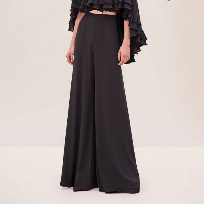VERIO-PANT AND CORTESE TOP SET - مجموعة من الملابس | ALEXIS - أليكسيس VERIO-PANT AND CORTESE TOP SET - مجموعة من الملابس | ALEXIS - أليكسيس