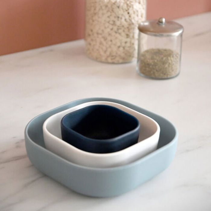 BEABA SILICONE 3 PIECE NESTING BOWL SET NIGHT BLUE COTTON BALTIC BLUE - إكسسوارات | BEABA - بيابا BEABA SILICONE 3 PIECE NESTING BOWL SET NIGHT BLUE COTTON BALTIC BLUE - إكسسوارات | BEABA - بيابا