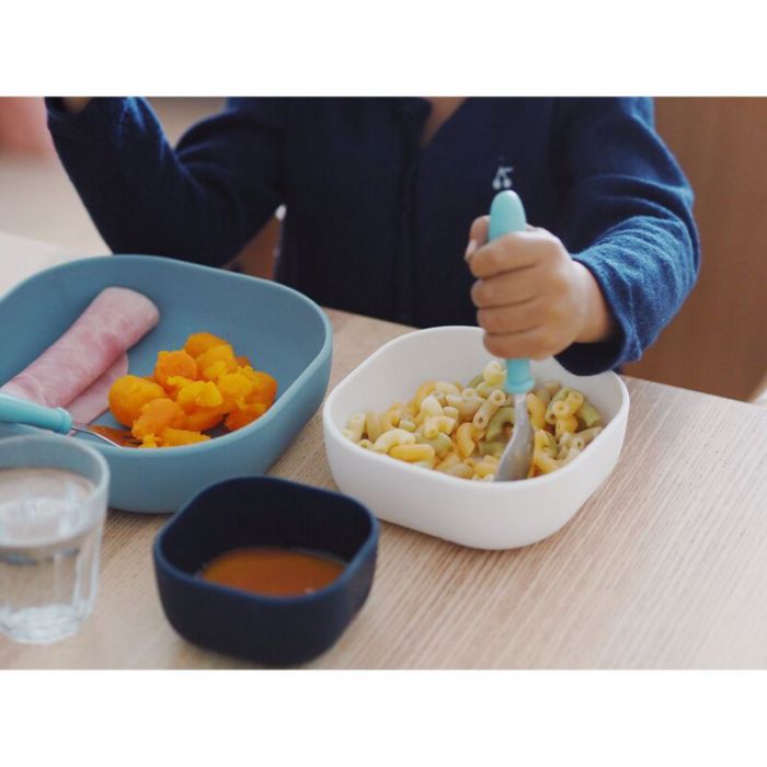 BEABA SILICONE 3 PIECE NESTING BOWL SET NIGHT BLUE COTTON BALTIC BLUE - إكسسوارات | BEABA - بيابا BEABA SILICONE 3 PIECE NESTING BOWL SET NIGHT BLUE COTTON BALTIC BLUE - إكسسوارات | BEABA - بيابا