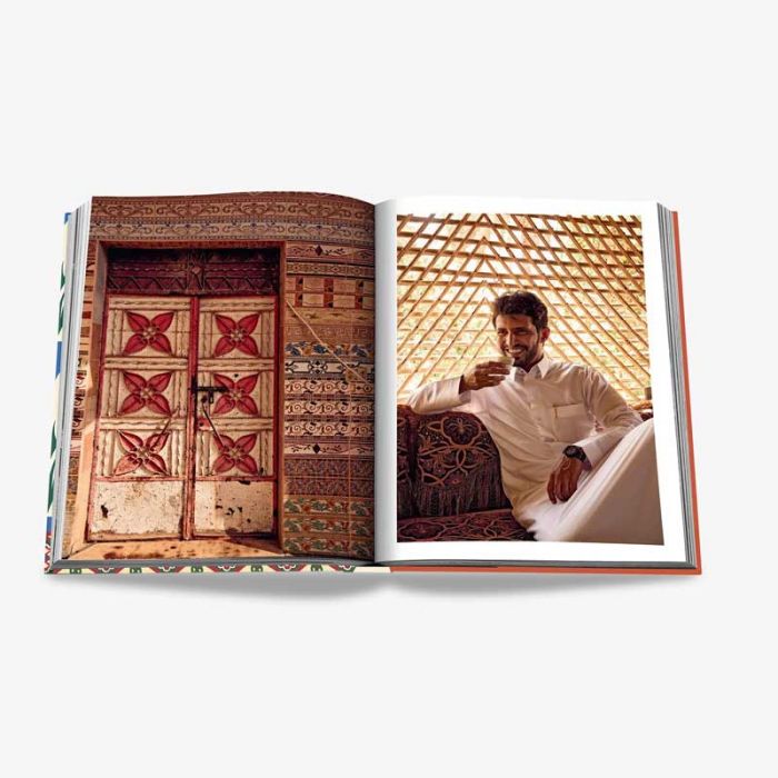 SAUDI DATES: A PORTRAIT OF THE SACRED FRUIT: ASSOULINE - كتاب | ASSOULINE - ملاشيت SAUDI DATES: A PORTRAIT OF THE SACRED FRUIT: ASSOULINE - كتاب | ASSOULINE - ملاشيت