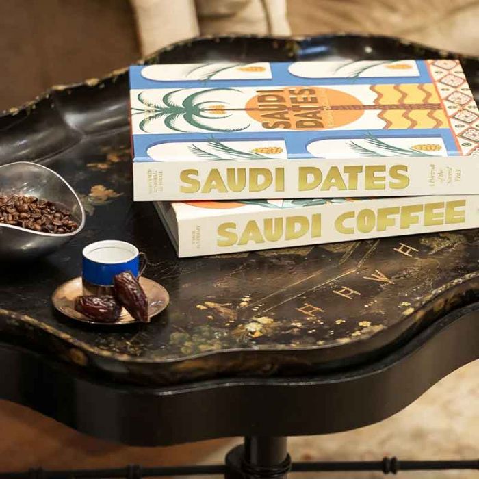 SAUDI DATES: A PORTRAIT OF THE SACRED FRUIT: ASSOULINE - كتاب | ASSOULINE - ملاشيت SAUDI DATES: A PORTRAIT OF THE SACRED FRUIT: ASSOULINE - كتاب | ASSOULINE - ملاشيت