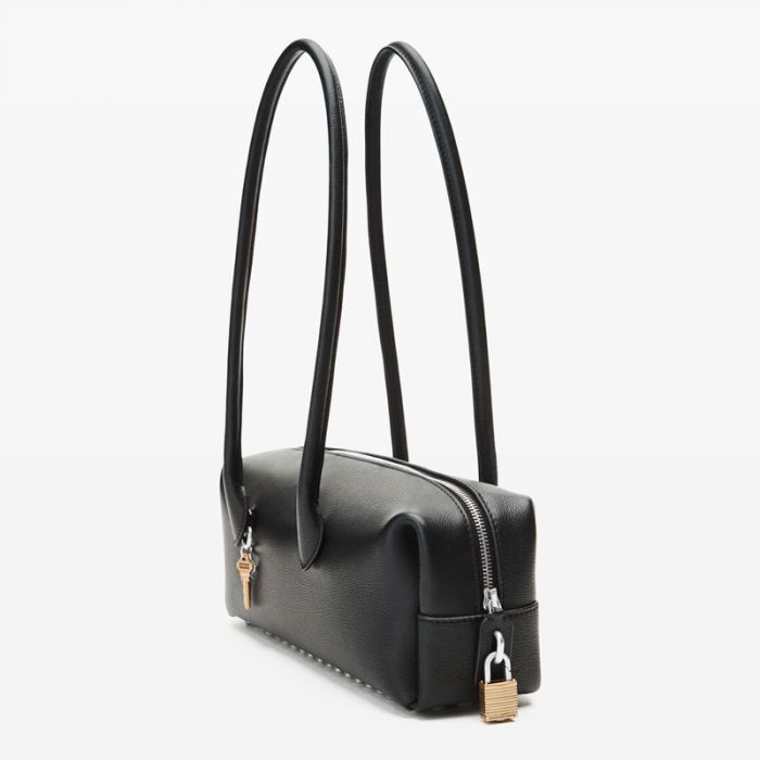 ROUX MEDIUM SHOULDER BAG - حقيبة نسائية | ALEXANDER WANG - الكسندر وانغ ROUX MEDIUM SHOULDER BAG - حقيبة نسائية | ALEXANDER WANG - الكسندر وانغ