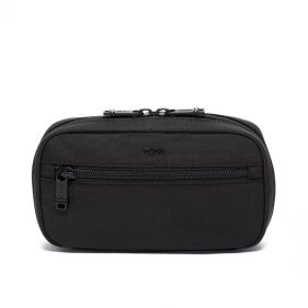 TRAVEL ACCESS ZIP AROUND CASE BLACK OS - إكسسوارات سفر