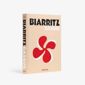 BIARRITZ BASQUE: ASSOULINE - كتاب