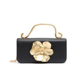 ALESSIA FLOWER CLUTCH - ديلسي حقيبة صغيرة محمولة باليد