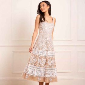 AURORA SCOOP NECK BALLERINA DRESS  - فستان