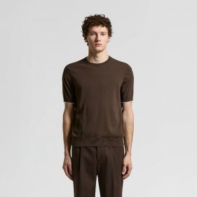 T-SHIRT  - تي شيرتات  كم قصير