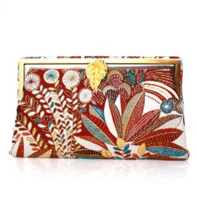 LEAF ON BROWN JUNGLE GRACE:SARAHS BAG - ديلسي حقيبة صغيرة محمولة باليد
