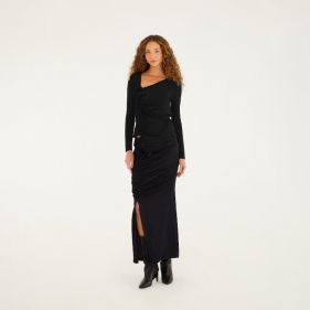 BLACK FLOWER LS BLOUSE AND SKIRT SET  - مجموعة من الملابس